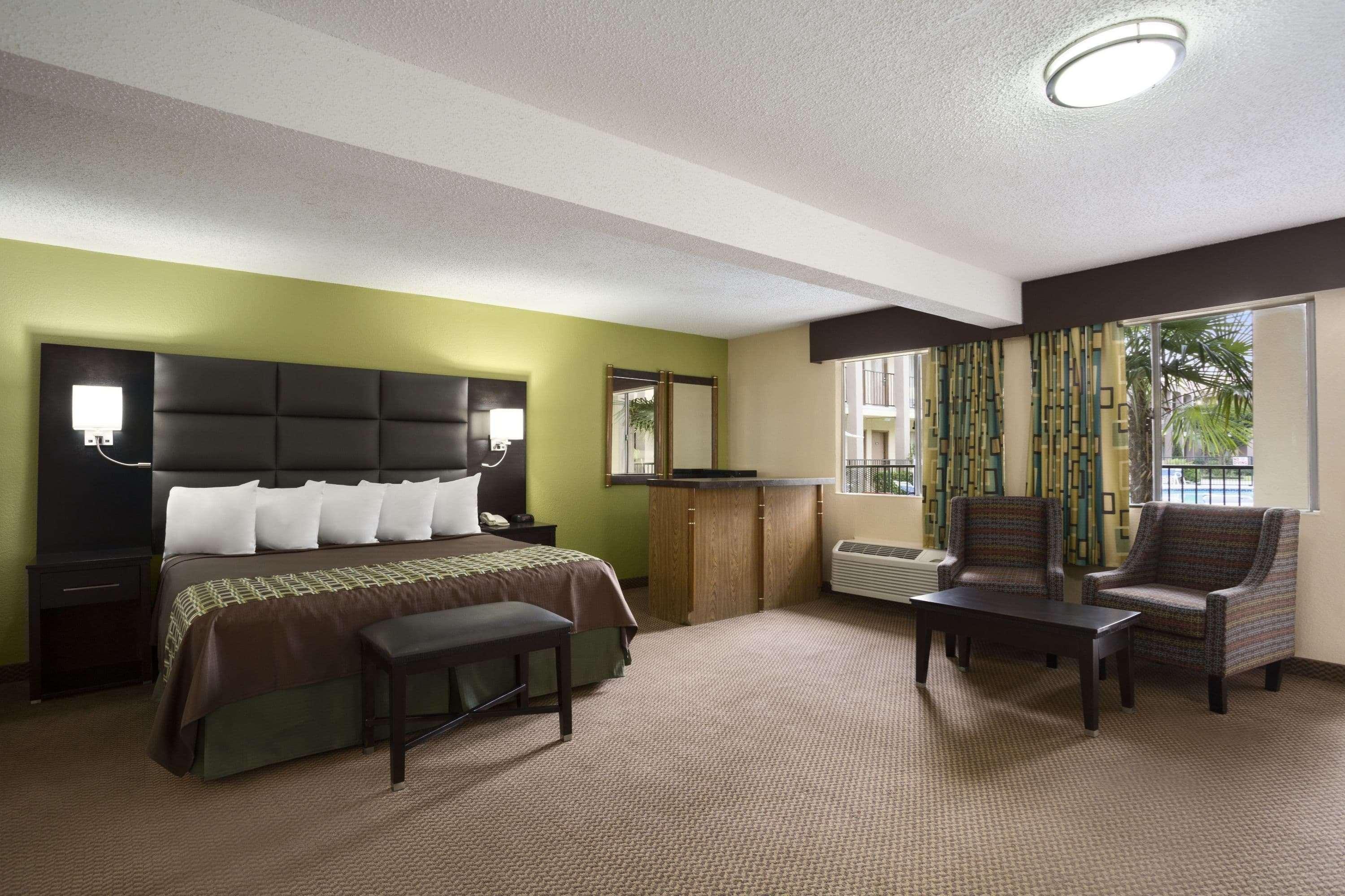Days Inn By Wyndham Dallas Irving Exterior foto